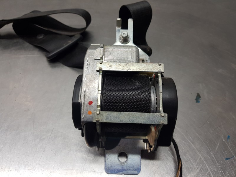 Recambio de cinturon seguridad trasero izquierdo para mercedes clase m (w166) bluetec referencia OEM IAM A1668602786  
