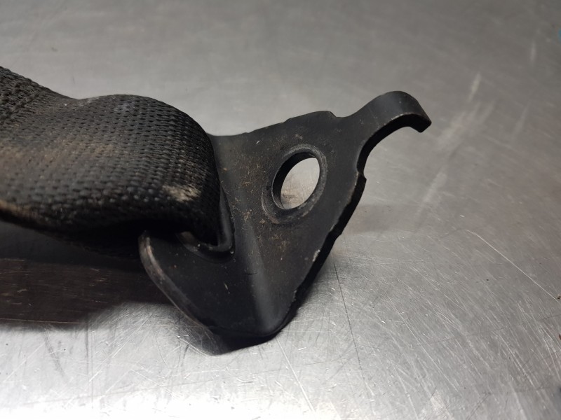 Recambio de cinturon seguridad trasero derecho para mercedes clase m (w166) bluetec referencia OEM IAM A1668602886 A16686028868P