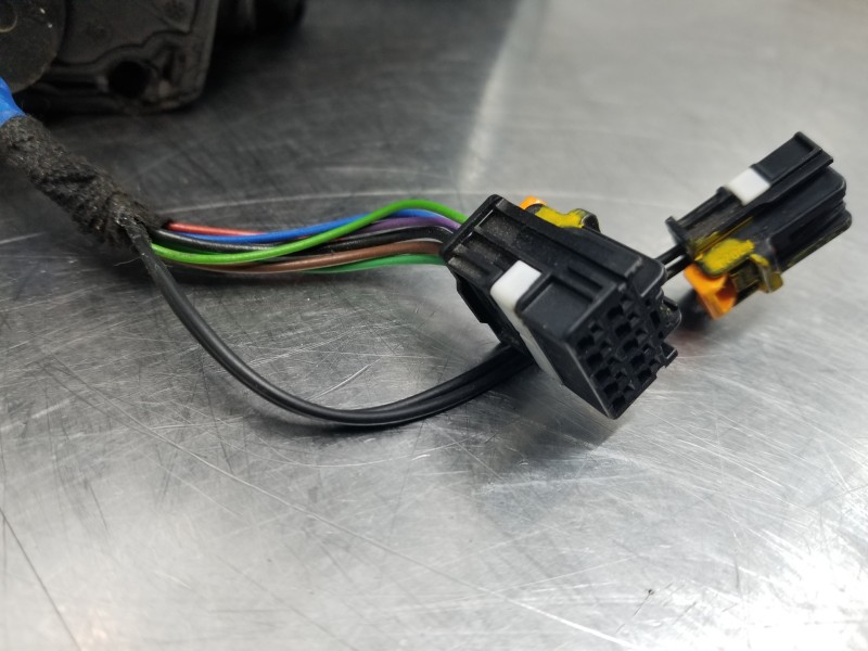 Recambio de retrovisor derecho para peugeot 208 (p2) active referencia OEM IAM 98471894XT  