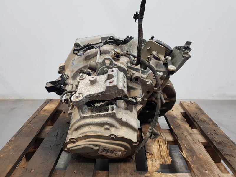 Recambio de caja cambios para citroen c4 cactus shine referencia OEM IAM 20XJ02  