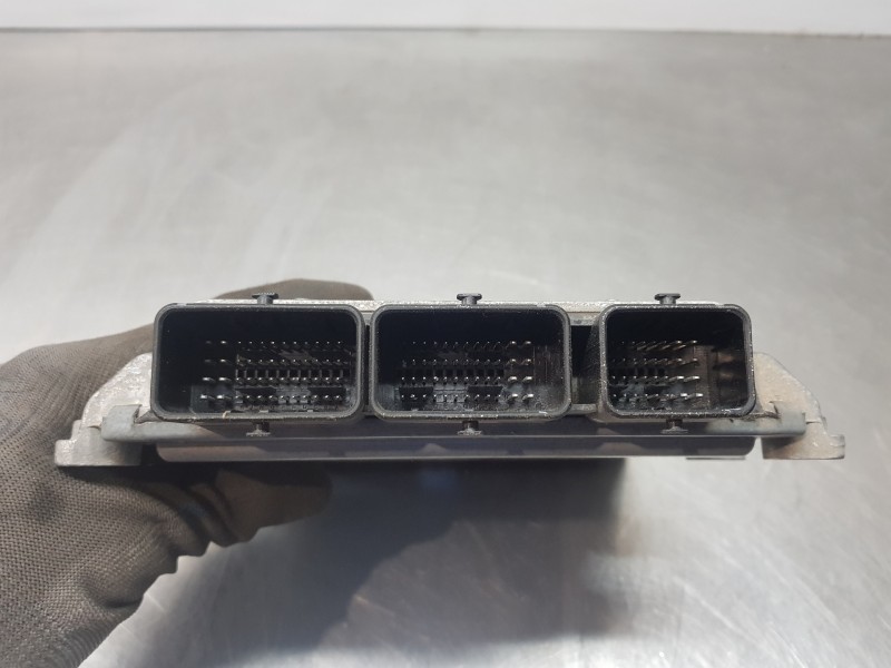 Recambio de centralita motor uce para citroen c4 berlina vts referencia OEM IAM 9658344580  