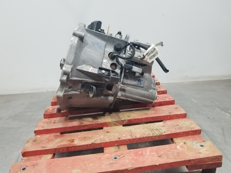 Recambio de caja cambios para peugeot 208 (p2) allure referencia OEM IAM 20V256  