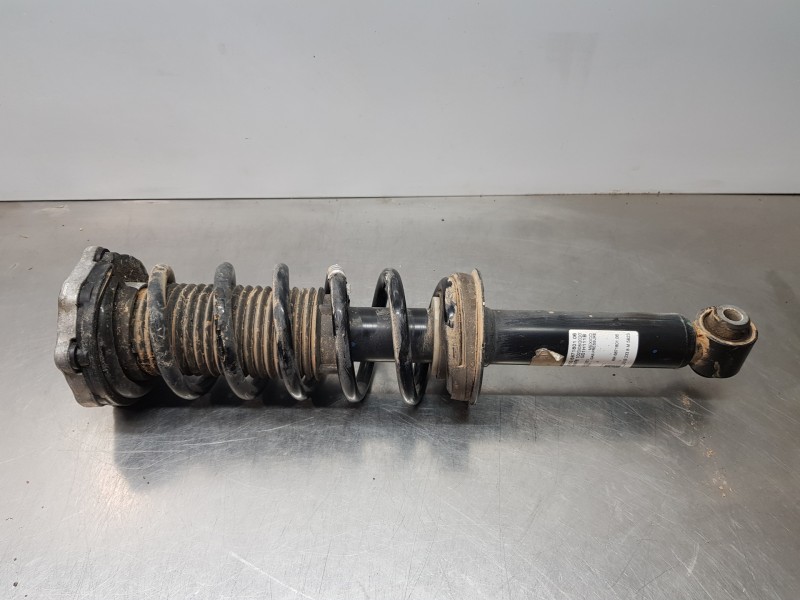 Recambio de amortiguador trasero derecho para bmw x3 g01 xdrive referencia OEM IAM 33526871801  
