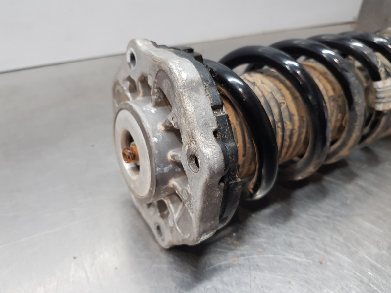 Recambio de amortiguador trasero derecho para bmw x3 g01 xdrive referencia OEM IAM 33526871801  