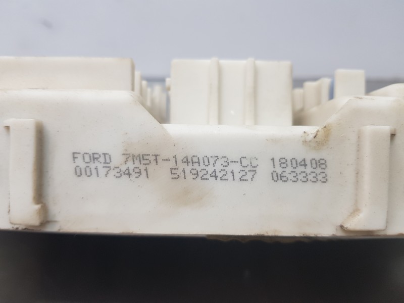 Recambio de caja reles / fusibles para ford focus lim. (cb4) trend referencia OEM IAM 7M5T14A073CC  