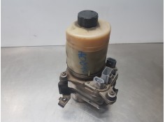 Recambio de bomba direccion para ford focus lim. (cb4) trend referencia OEM IAM 1545071 4M513K514CA 