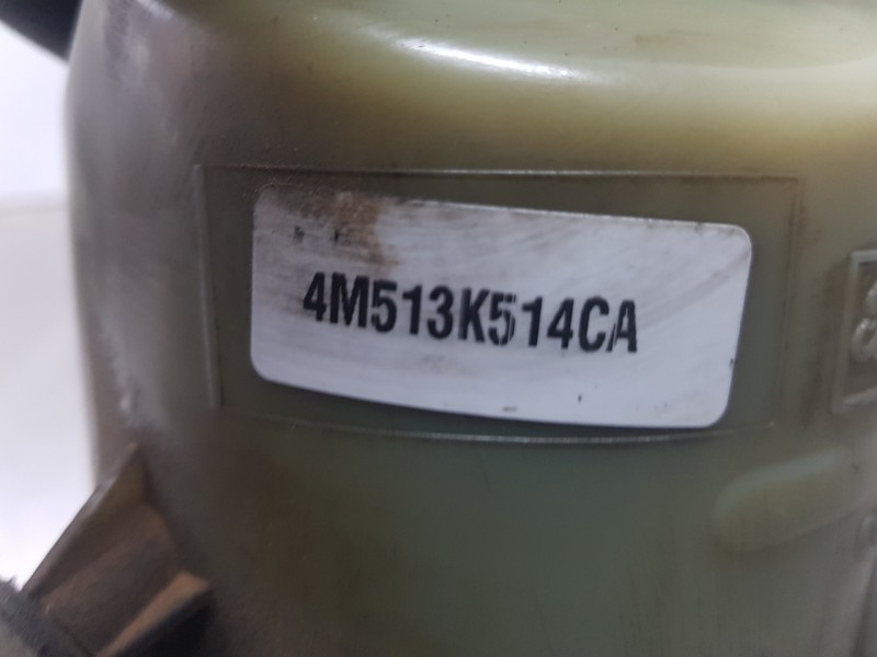 Recambio de bomba direccion para ford focus lim. (cb4) trend referencia OEM IAM 1545071 4M513K514CA 