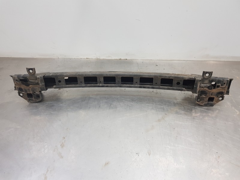 Recambio de refuerzo paragolpes delantero para hyundai santa fe (bm) style referencia OEM IAM 865302B010  