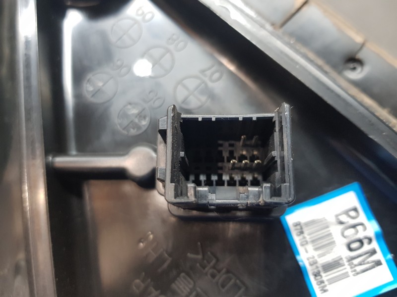 Recambio de retrovisor izquierdo para hyundai santa fe (bm) style referencia OEM IAM 876102B130  