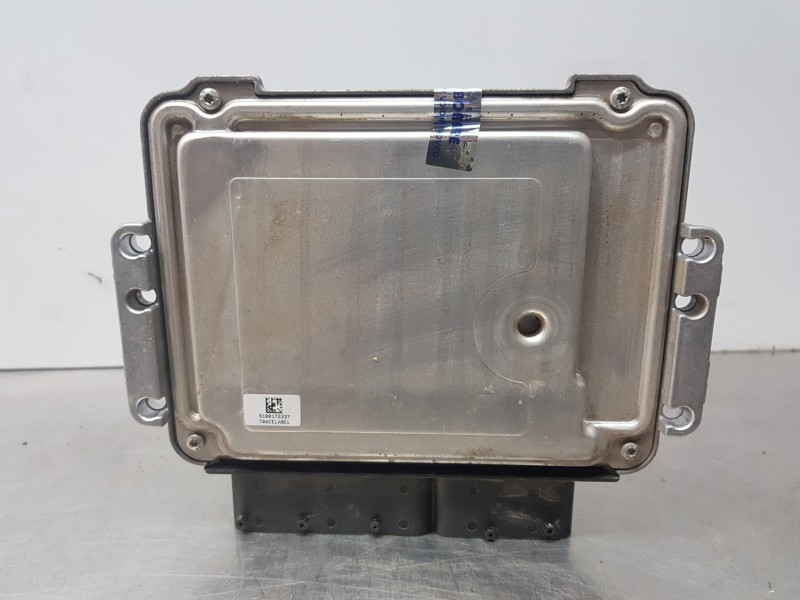 Recambio de centralita motor uce para hyundai santa fe (bm) style referencia OEM IAM 3910127825 0281012669 