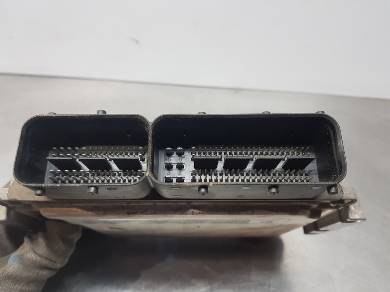 Recambio de centralita motor uce para hyundai santa fe (bm) style referencia OEM IAM 3910127825 0281012669 