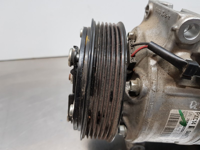 Recambio de compresor aire acondicionado para renault megane iv berlina 5p equilibre referencia OEM IAM 926002410R 2883302204 