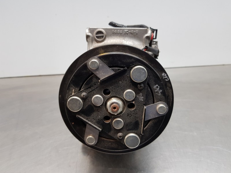 Recambio de compresor aire acondicionado para renault megane iv berlina 5p equilibre referencia OEM IAM 926002410R 2883302204 