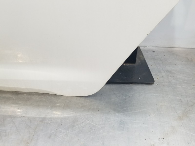 Recambio de puerta trasera izquierda para toyota corolla touring sports (e21) hybrid referencia OEM IAM 6700402560  