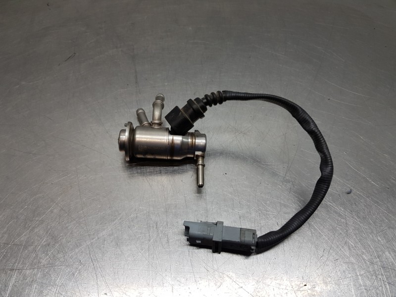 Recambio de inyector para renault megane iv berlina 5p equilibre referencia OEM IAM A2C39941900  