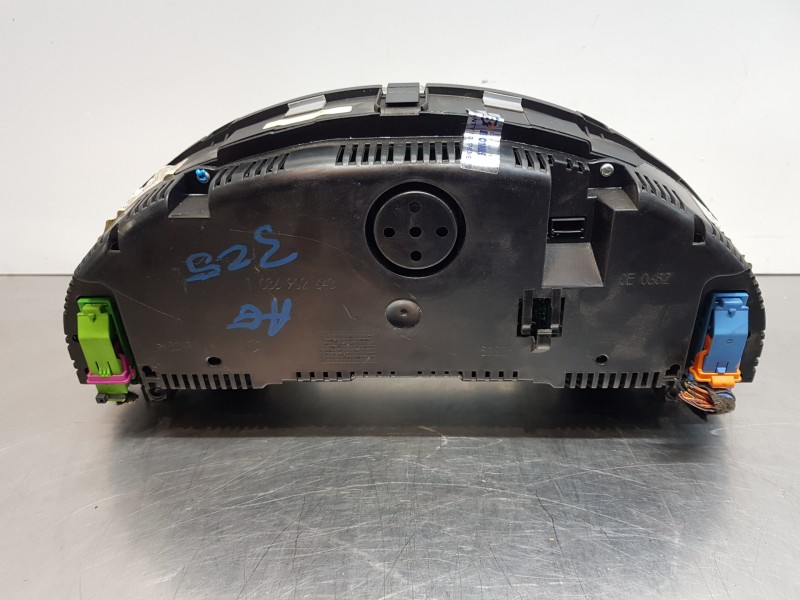 Recambio de cuadro instrumentos para audi a4 cabrio (8h) s line referencia OEM IAM 8H0920931H  