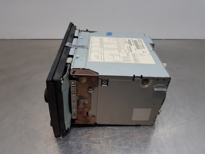 Recambio de pantalla multifuncion para audi a4 cabrio (8h) s line referencia OEM IAM 8H0035192K 8H0035192 