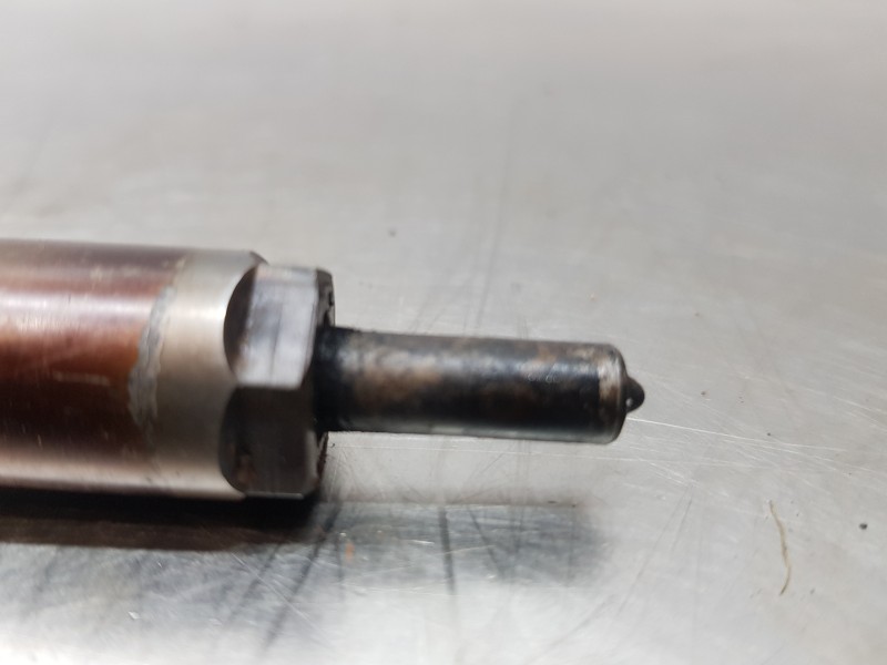 Recambio de inyector para citroen c5 berlina excusive referencia OEM IAM 9660334880  