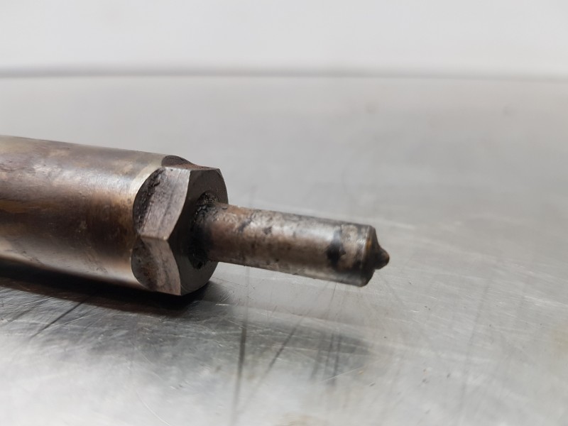 Recambio de inyector para citroen c5 berlina excusive referencia OEM IAM 9660334880  