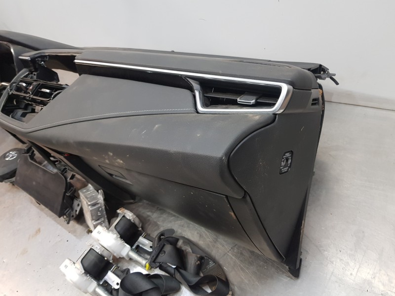 Recambio de kit airbag para kia carens ( ) drive referencia OEM IAM 84710A4100WK 56900A4000 95910A4350