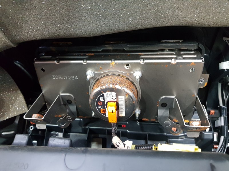 Recambio de kit airbag para kia carens ( ) drive referencia OEM IAM 84710A4100WK 56900A4000 95910A4350