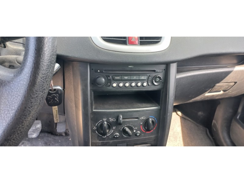 peugeot 207 sw del año 2009