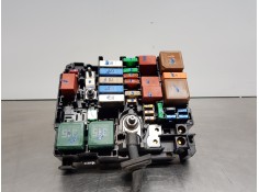 Recambio de caja reles / fusibles para citroen c4 cactus shine referencia OEM IAM 9804848480  