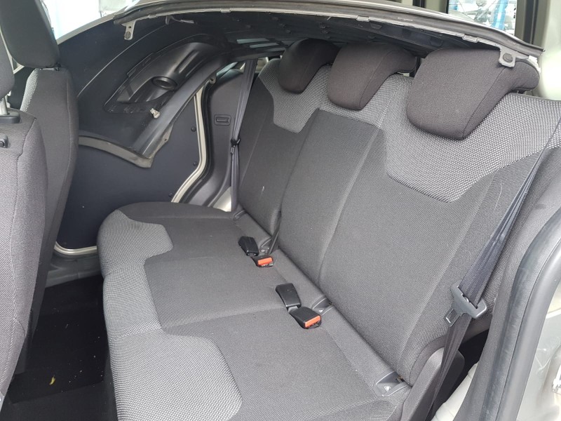 ford transit courier del año 2015