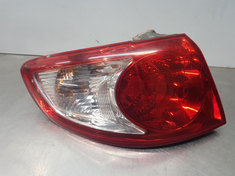 Recambio de piloto trasero izquierdo para hyundai santa fe (bm) style referencia OEM IAM 924012B000  