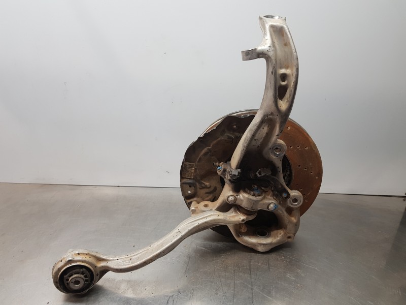 Recambio de mangueta delantera derecha para mercedes clase c (w206) 220 d referencia OEM IAM A2363320200  