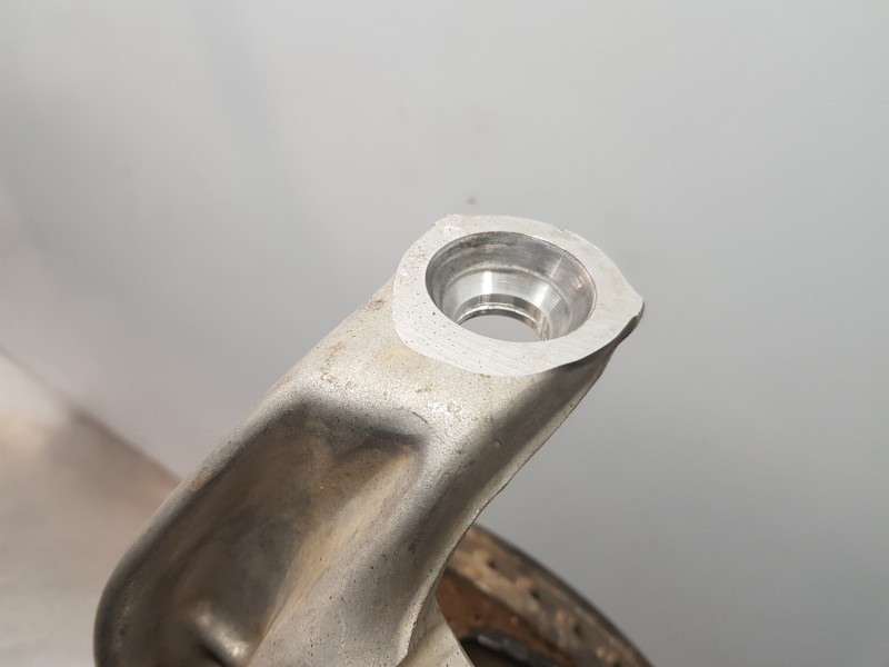 Recambio de mangueta delantera izquierda para mercedes clase c (w206) 220 d referencia OEM IAM A2363320100  