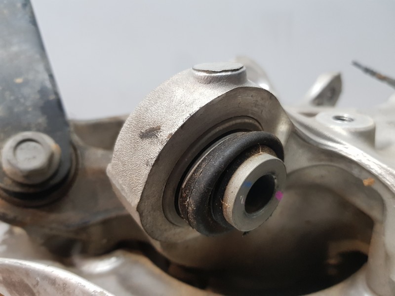 Recambio de mangueta trasera derecha para bmw x3 g01 xdrive referencia OEM IAM 33306871028  