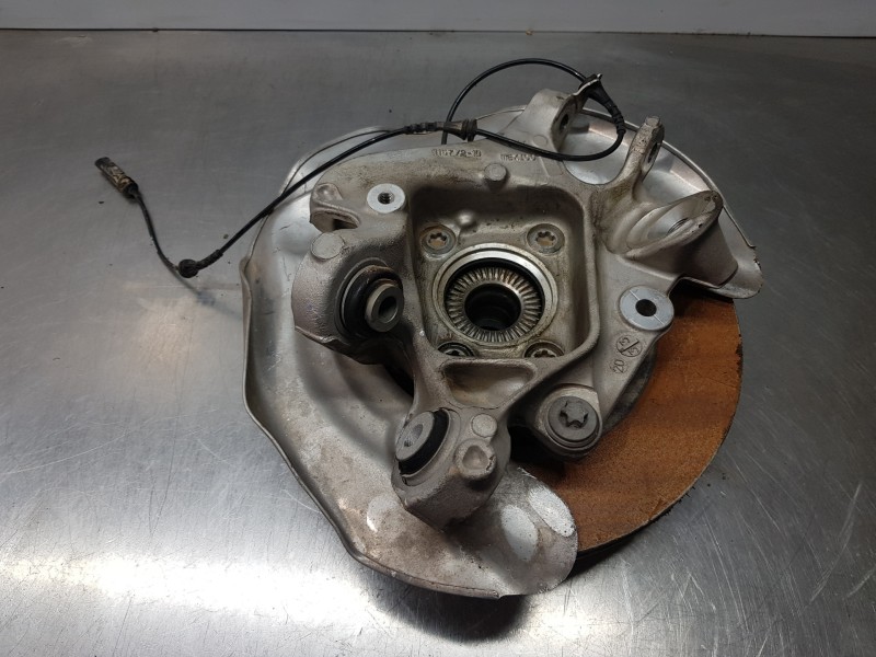 Recambio de mangueta trasera izquierda para bmw x3 g01 xdrive referencia OEM IAM 33306871027  