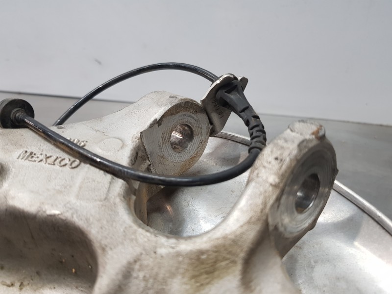 Recambio de mangueta trasera izquierda para bmw x3 g01 xdrive referencia OEM IAM 33306871027  