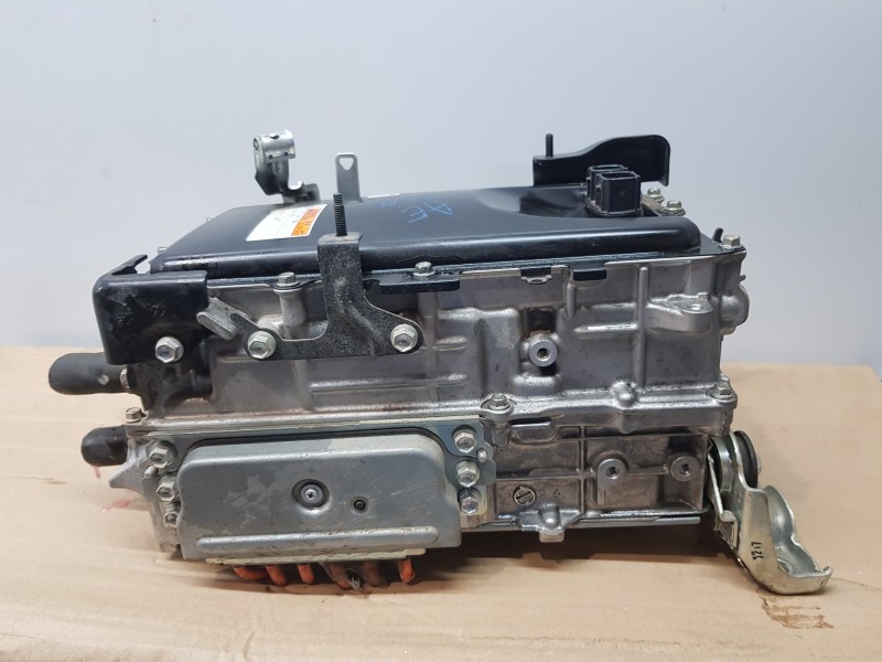 Recambio de bateria para toyota corolla touring sports (e21) hybrid referencia OEM IAM G920079045 G920076060 