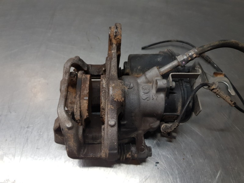 Recambio de pinza freno trasera derecha para bmw x3 g01 xdrive referencia OEM IAM 34216887386  