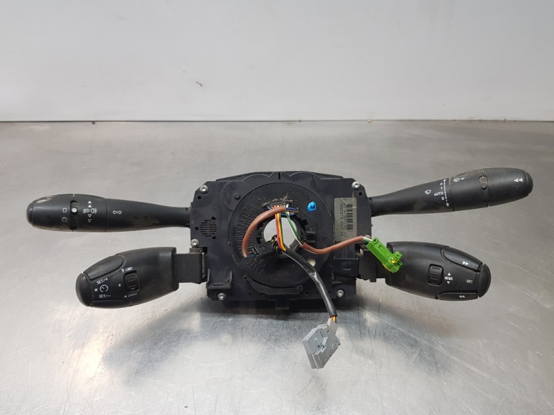 Recambio de mando multifuncion para peugeot 407 st sport referencia OEM IAM 96611305XT  