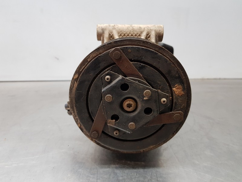 Recambio de compresor aire acondicionado para renault megane ii berlina 3p emotion referencia OEM IAM 8200678499  