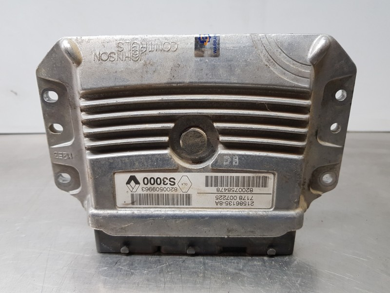 Recambio de centralita motor uce para renault megane ii berlina 3p emotion referencia OEM IAM 8200509963  