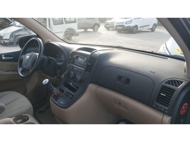 kia carnival del año 2009