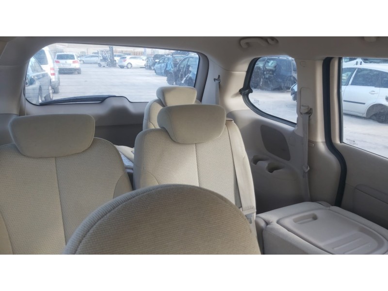 kia carnival del año 2009