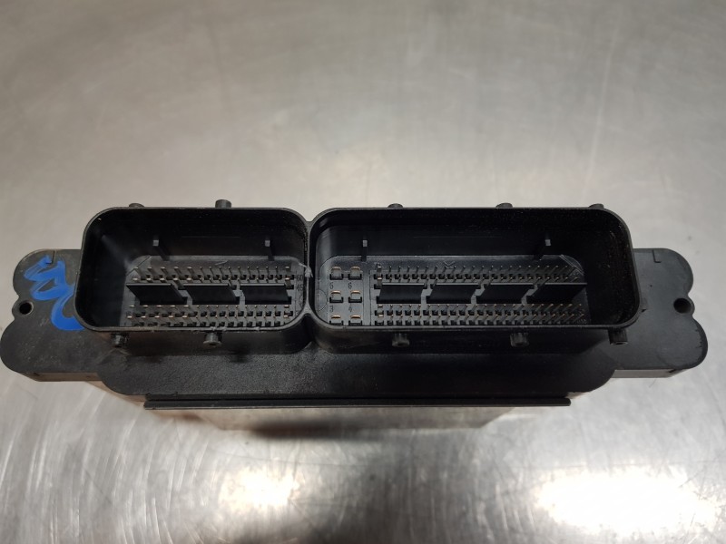 Recambio de centralita motor uce para volkswagen polo life referencia OEM IAM 04C907309AT  