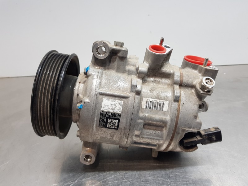 Recambio de compresor aire acondicionado para volkswagen polo life referencia OEM IAM 5Q0816803D  