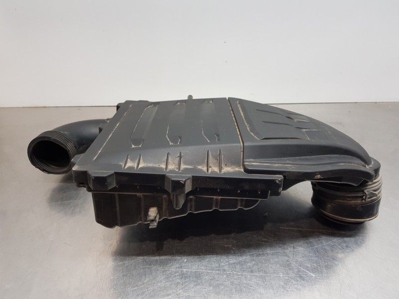 Recambio de filtro aire para volkswagen polo life referencia OEM IAM 04C129620A  