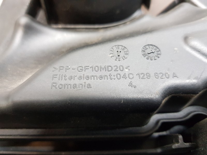 Recambio de filtro aire para volkswagen polo life referencia OEM IAM 04C129620A  