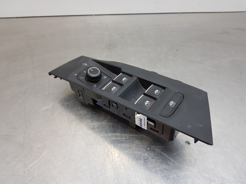 Recambio de mando elevalunas delantero izquierdo para volkswagen polo life referencia OEM IAM 5G0959857  