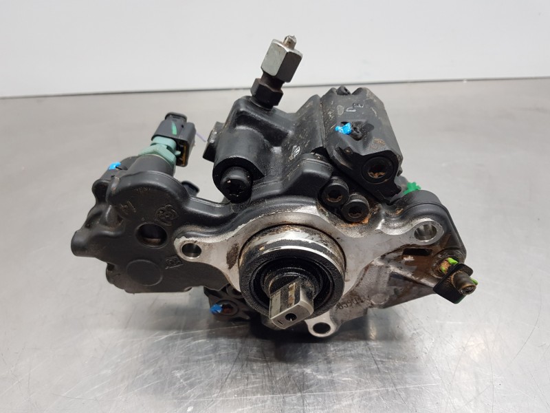 Recambio de bomba inyeccion para peugeot 807 style referencia OEM IAM 9424A050A  