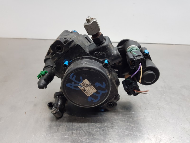 Recambio de bomba inyeccion para peugeot 807 style referencia OEM IAM 9424A050A  