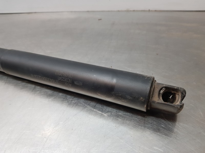 Recambio de amortiguadores maletero / porton para mercedes clase m (w166) bluetec referencia OEM IAM A1669802164  