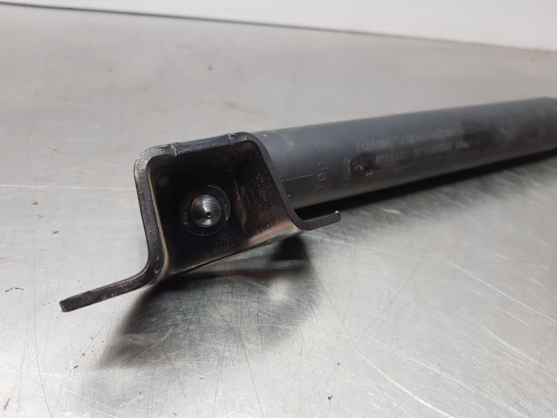 Recambio de amortiguadores maletero / porton para mercedes clase m (w166) bluetec referencia OEM IAM A1669802164  